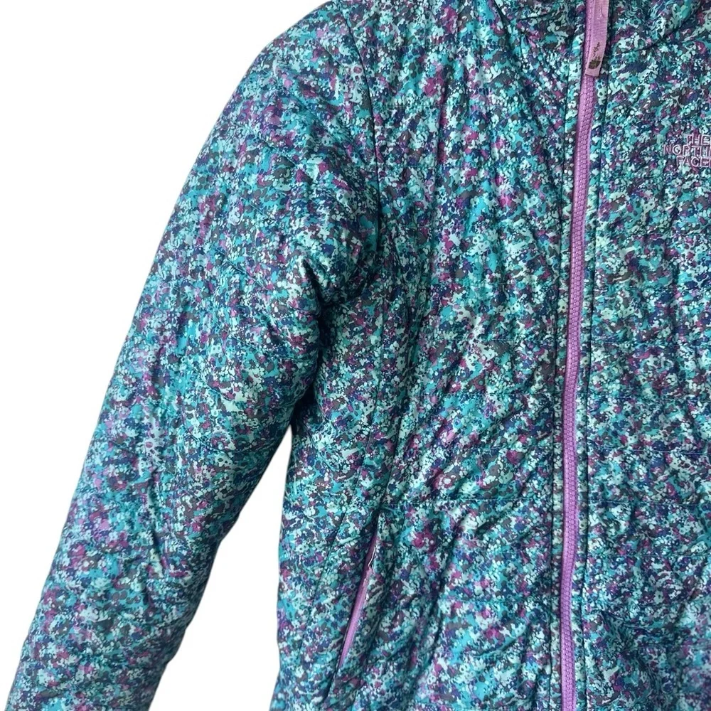 North Face Girls’ Reversible Mossbud Swirl Jacket Large